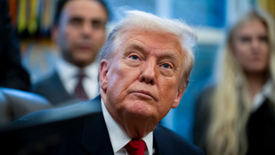 Egymilliárd dolláros kártérítést követel Donald Trump a BBC-től