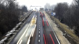 Folytatódnak a lezárások az M2-es autóúton