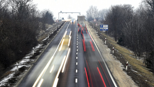 Folytatódnak a lezárások az M2-es autóúton