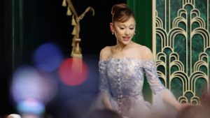 Megtámadta egy férfi Ariana Grandét a Wicked második részének szingapúri bemutatóján