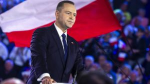 Vírusként terjed egy videó a lengyel államfőről, ilyen edzést profi sportolók is ritkán tolnak