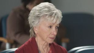 Meghalt Elizabeth Franz