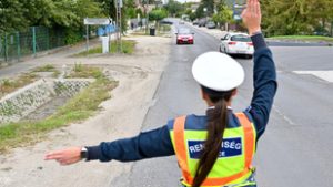 Ellepik a rendőrök a magyar közutakat, fokozott ellenőrzés jön