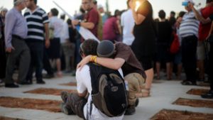 Nem érez gyűlöletet fia gyilkosai iránt, de október 7. után semmivé lett a naivitása