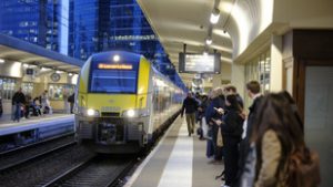 Hatalmas sztrájk kezdődik Belgiumban, napokra leáll az ország