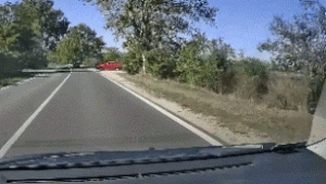 Egy centin múlt az ütközés, végzetes is lehetett volna