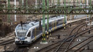 Új kedvezményt vezet be a MÁV, 15 százalékkal olcsóbban lehet jegyet venni az alkalmazásban