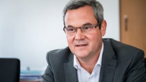 Ismét kommentekben esett egymásnak Takács Péter és Magyar Péter