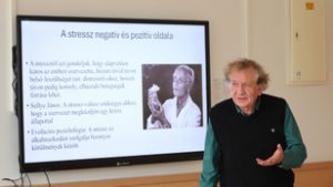 Evolúciósan lusták vagyunk, de jobb, ha azonnal felállunk a fotelből