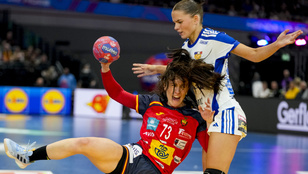 Remekeltek a vb-rendezők: elsőként negyeddöntőben a németek, könnyed holland siker