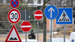 Rengeteg a csaló a KRESZ-vizsgákon, de most csúcstechnikát vetnek be ellenük