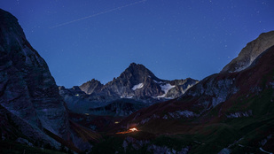Gondatlan emberöléssel vádolnak egy alpinistát, aki magára hagyta kimerült barátnőjét az osztrák Alpokban