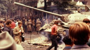 Szembefordult Kádárral és főbe lőtte magát az egykori szovjet mesterkém