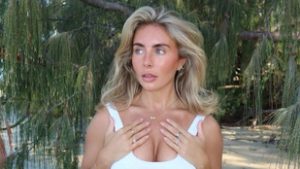 Újabb részletek derültek ki a fél nap alatt 1057 férfival lefekvő Bonnie Blue őrizetbe vételéről