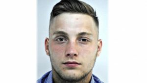 Fegyveres rablás történt Dorogon, a rendőrség a lakosság segítségét kéri