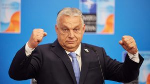 Orbán Viktor előkelő helyen Európa legbefolyásosabb politikusainak a listáján