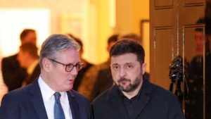 Egy profi szájról olvasó fejtette meg, hogy Volodimir Zelenszkij beszólt Donald Trumpnak