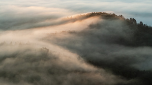 Több vármegyére is kiadták a figyelmeztetést, a levegő minősége is sokat romlik
