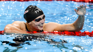 Bődületes rekordot állított fel az amerikaiak legendás úszója, Katie Ledecky