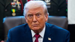 Történelmi nagyságú tengeri blokádot rendelt el Donald Trump Venezuela körül