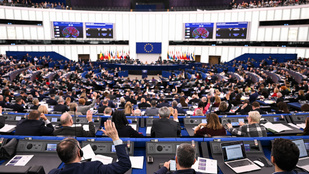 Történelmi döntés, örökre kivezetik az orosz gázt az Európai Unióból