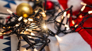 Semmilyen veszély nem illik a karácsonyfára