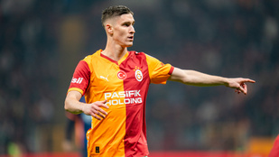 Újabb magyar kerülhet a Premier League-be, Londonból érdeklődnek Sallai Rolandért