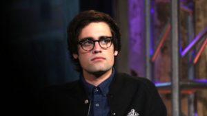 „Egy sötét, eltorzult, kissé durva srác” – Nick Reinerről beszélt egykori munkatársa a Family Guy-ból