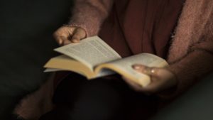 Röhögnek a politikusok, egy apa meghal, a nők hőssé válnak