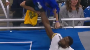 A világ legdrágább pofonja? 15 milliárdot is bukhat az izomkolosszus