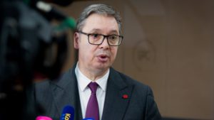 Szerb elnök: Az oroszok tárgyalnak a Mollal, egy hónapon belül nyélbe kell ütni az üzletet