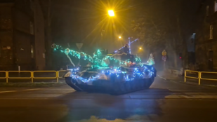 Ezt látnia kell, negyventonnás harckocsi vitte el a karácsonyt a lengyel kisvárosba