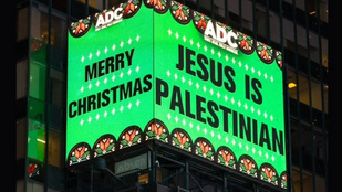 Sokkoló óriáshirdetés New York szívében; forrong a metropolisz