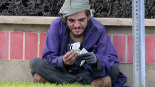 Függőségeiről és az utcai életről vallott a hajléktalanná vált egykori gyereksztár