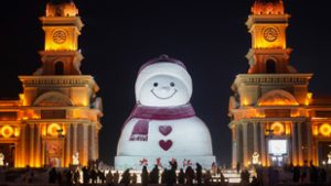 Akkora monstrumot építettek hóból, hogy az egész világ a csodájára jár