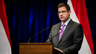 Gulyás Gergely Kim Dzsongunt emlegetve reagált Magyar Péter karácsonyi interjújára