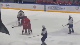 Fellökték Aljakszandr Lukasenkát, jégre került a belarusz elnök