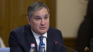 Folytatódik a grafikonháború, Nagy Márton ismét posztolt