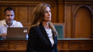 Egyre jobban megy Varga Juditék bútorgyártó cége, új helyszínen nyitottak fióktelepet