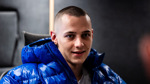 Pogány Induló kulisszatitkokat árult el az Indexnek a róla szóló sikersorozatról