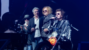 Hemzsegtek a sztárfellépők Demjén Ferenc telt házas koncertjein