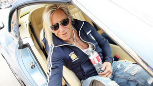 Hollywood bálványozta, bárkit és bármit megkaphatott, most az egész világ az egykori szexszimbólum bukását figyeli