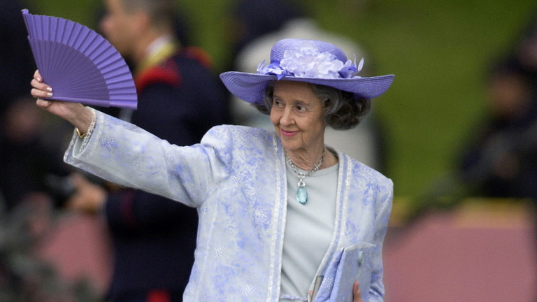 Kitört a botrány, elárverezik a belga koronaékszereket