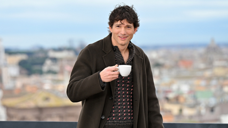 Lesújtó képet festett Ashton Kutcher a hollywoodi szépségkultuszról