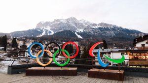 A háború megtagadásának feltételével indulhat egy kisebb orosz és fehérorosz küldöttség a milánói téli olimpián