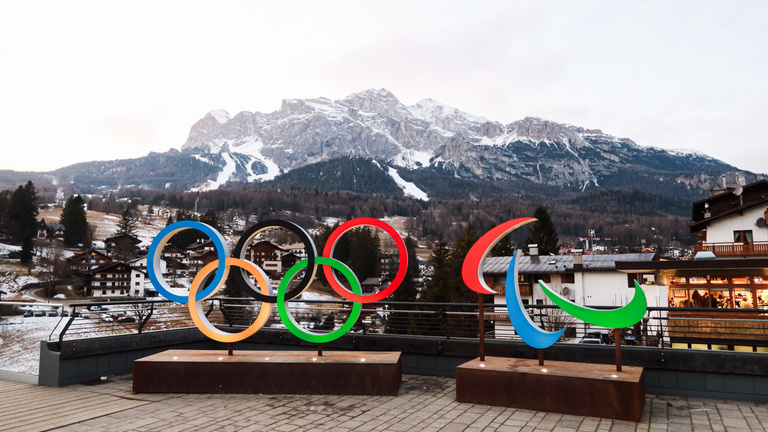 A háború megtagadásának feltételével indulhat egy kisebb orosz és fehérorosz küldöttség a milánói téli olimpián