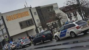 Bombariadó van Érden, rendőrök lepték el a polgármesteri hivatalt