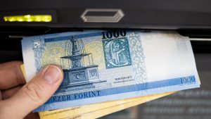 Eljött a nagy nap, mostantól kétszer annyi készpénzünk lehet ingyen