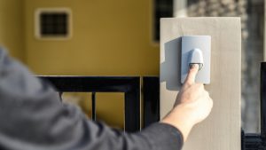 Terjed egy veszélyes trükk: ne engedje be, ha valaki ezzel kopogtat be