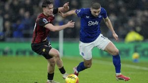 Tóth Alexet először nevezték a kezdőcsapatba, a Bournemouth fordítani tudott a liverpooli éjszakában